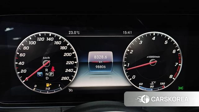 Mercedes-Benz E-Class W213 id 4882341 из Кореи 34