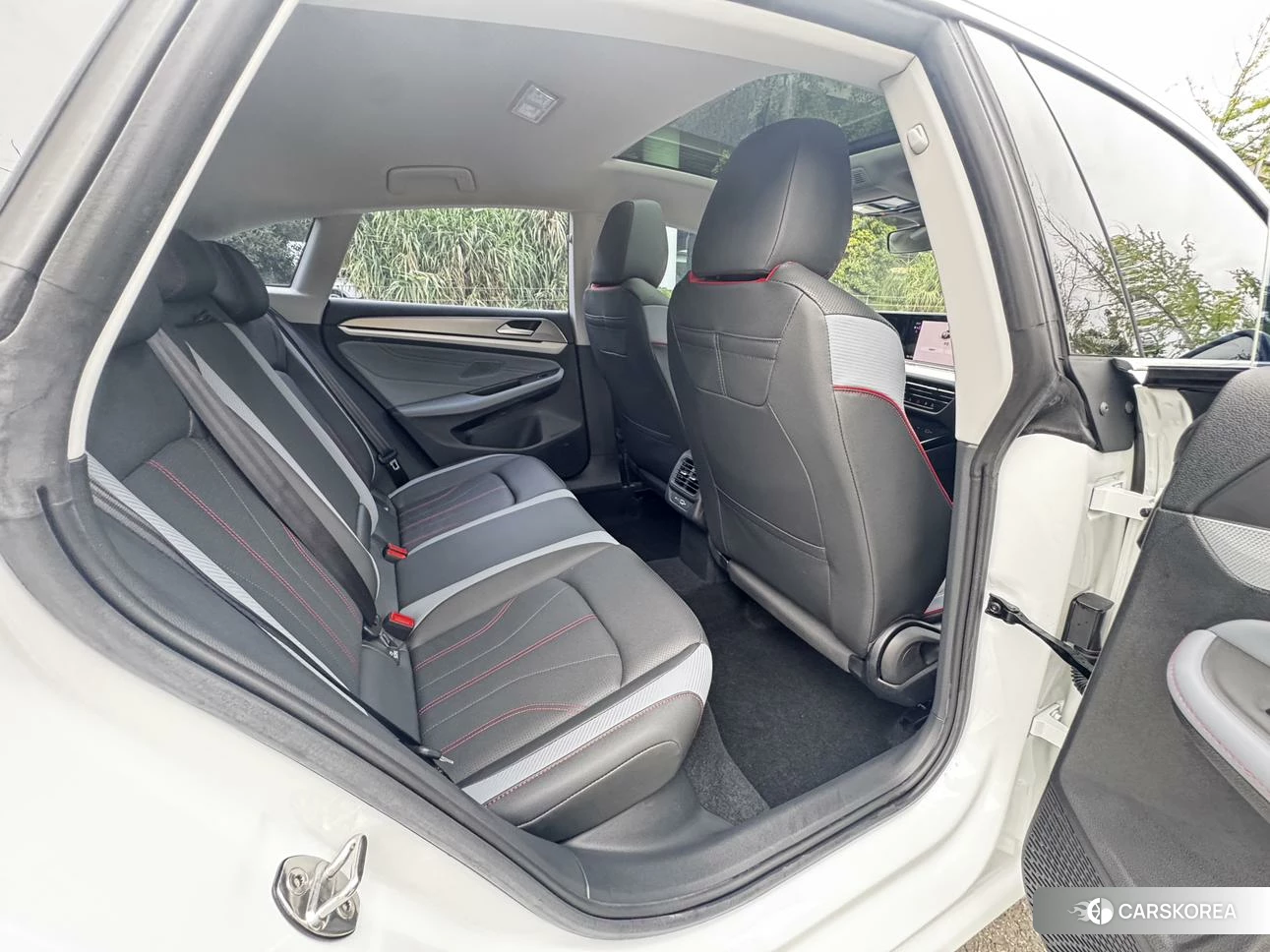 Volkswagen Lamando id 4510605 из Китая 11
