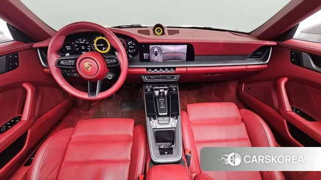 Porsche 911(992) id 2980599 из Кореи 17