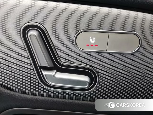 Mercedes-Benz GLB id 4263236 из Китая 15
