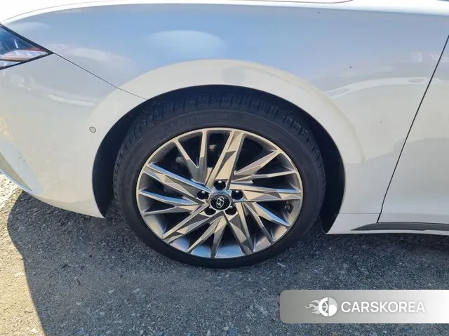 Hyundai The New Grandeur IG id 3122850 из Кореи 17