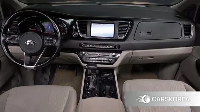 Kia All New Carnival id 3413430 из Кореи 17