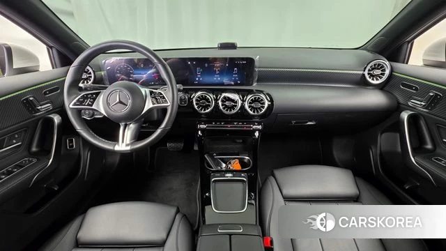 Mercedes-Benz A-Class W177 id 4540302 из Кореи 27