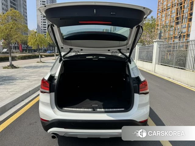 BMW X1 id 3896052 из Китая 13