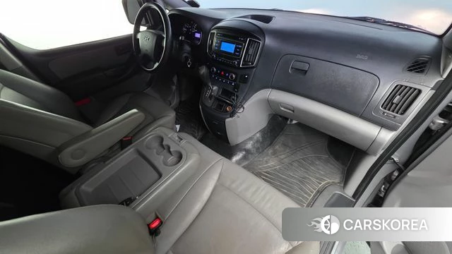 Hyundai The New Grand Starex id 4465780 из Кореи 17