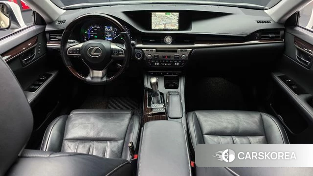 Lexus New ES300h id 3801799 из Кореи 17