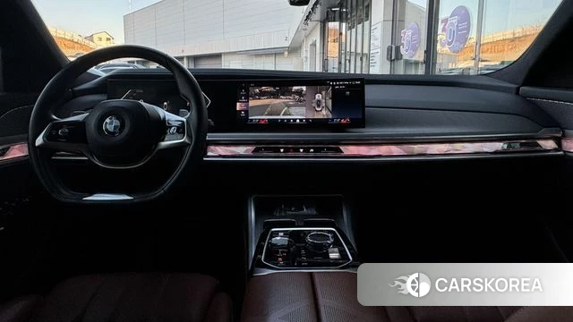 BMW 7 Series (G70) id 4630758 из Кореи 17