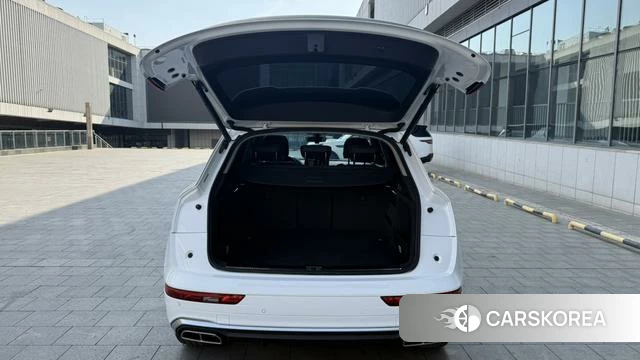 Audi Q5L id 4314463 из Китая 15