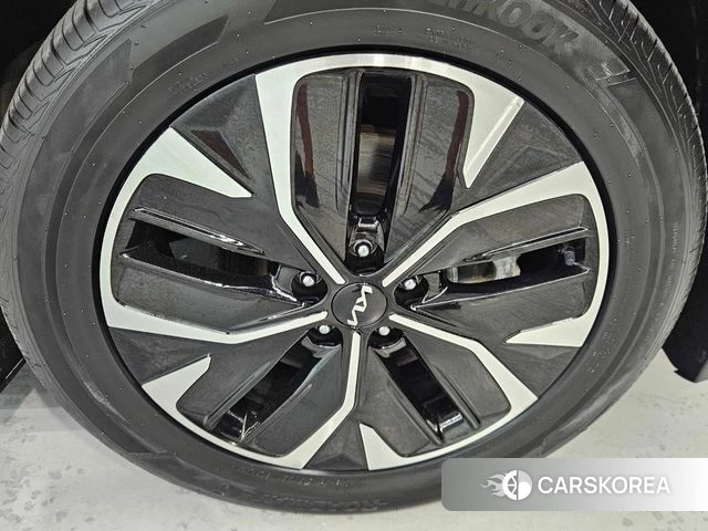 Kia EV6 id 4540876 из Кореи 17