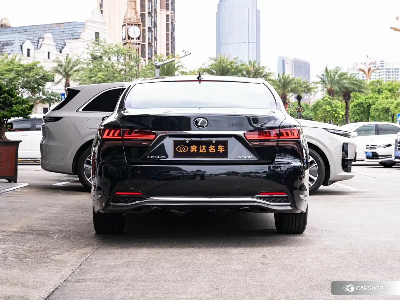 Lexus LS id 4601845 из Китая 19