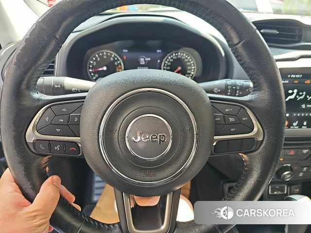 Jeep Renegade id 4732185 из Кореи 17