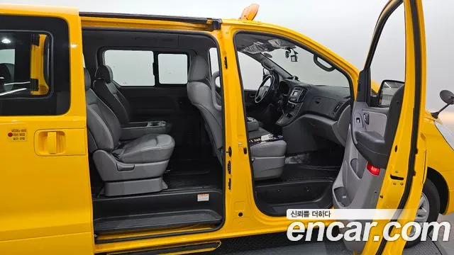 Hyundai The New Grand Starex id 2696309 из Кореи 17