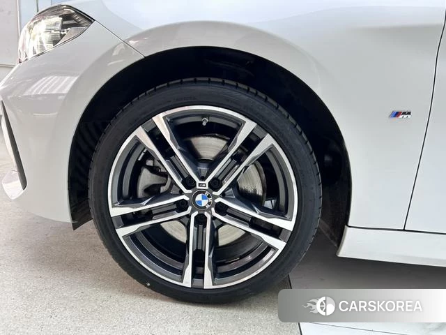BMW 1 series id 4278424 из Китая 27