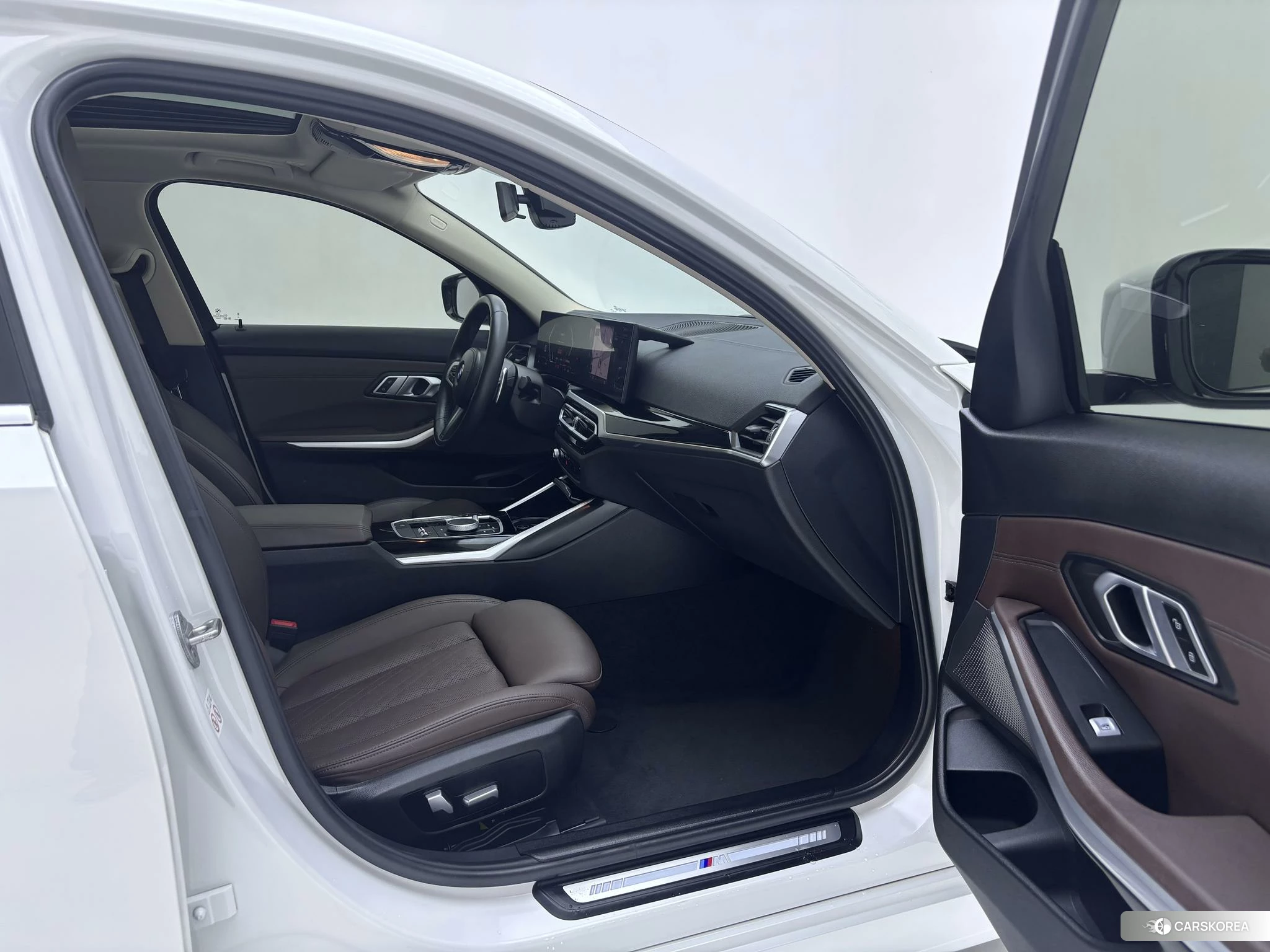 BMW 3 series id 4498754 из Китая 28