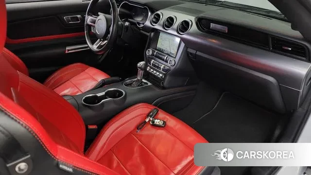 Ford Mustang id 3186620 из Кореи 17