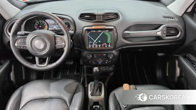 Jeep Renegade id 4754778 из Кореи 28