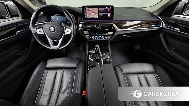 BMW 5 Series (G30) id 3727457 из Кореи 17