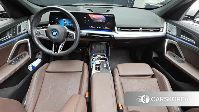BMW iX1 (U11) id 4560404 из Кореи 32
