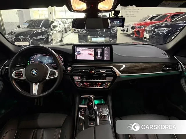 BMW 5 Series (G30) id 3453232 из Кореи 17