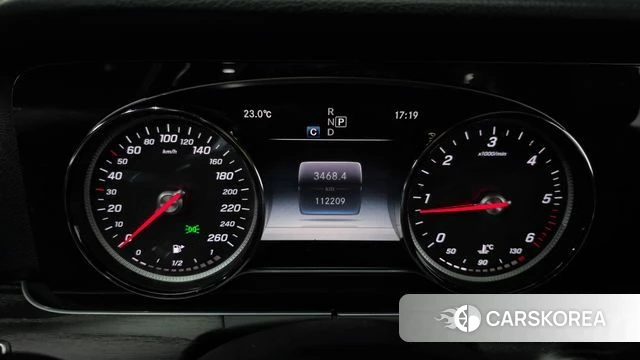 Mercedes-Benz E-Class W213 id 3925148 из Кореи 17