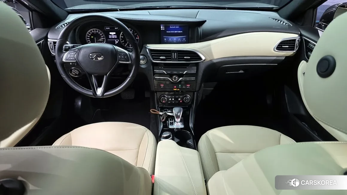 Infiniti Q30 id 1793650 из Кореи 17