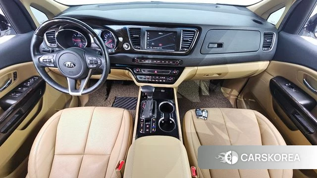 Kia The New Carnival id 4477224 из Кореи 17