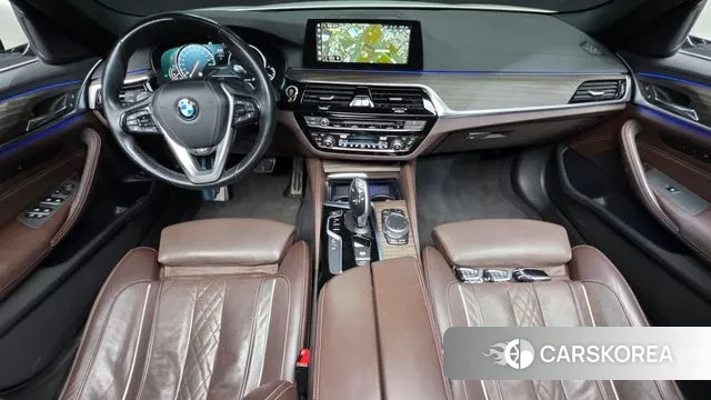 BMW 5 Series (G30) id 3779273 из Кореи 17