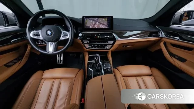 BMW 5 Series (G30) id 3027727 из Кореи 17