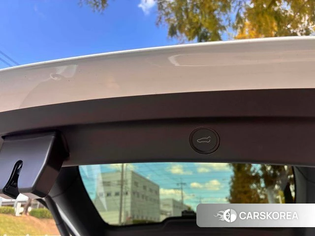 Tesla Model Y id 4768092 из Кореи 16