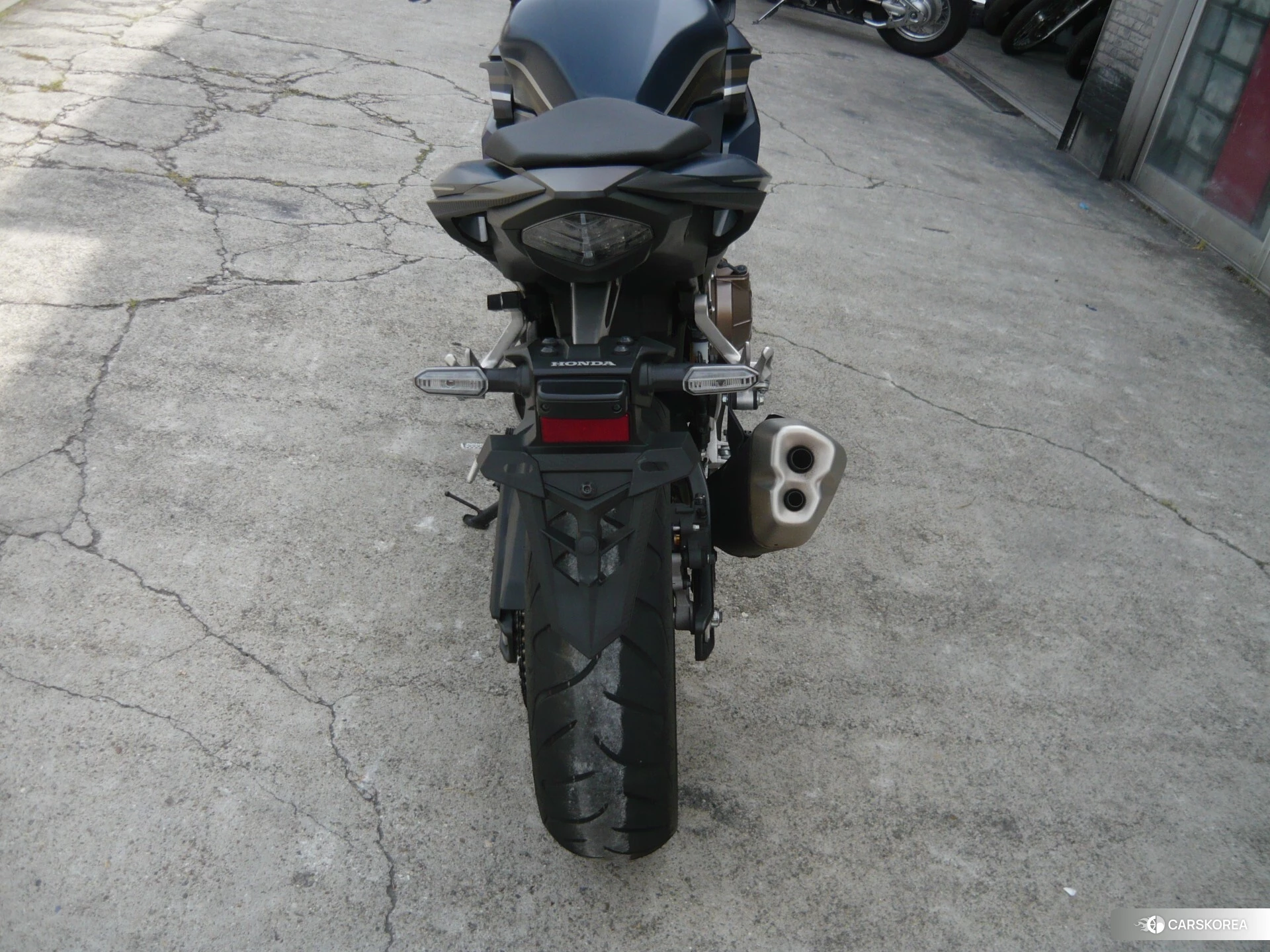 Проданный Honda CBR400R ABS id 4380040 из Японии, фото 7