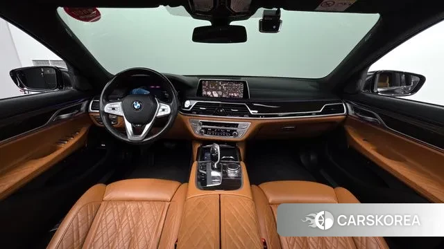 BMW 7 Series (G11) id 2890809 из Кореи 17