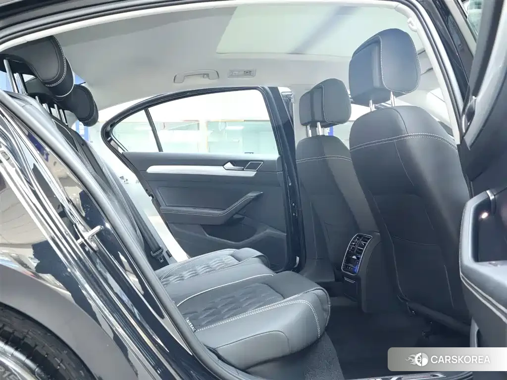 Volkswagen Magotan id 4548413 из Китая 10