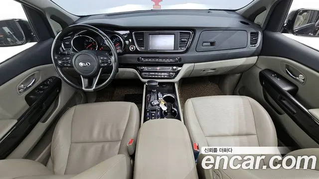 Kia The New Carnival id 2501455 из Кореи 17