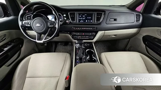 Kia The New Carnival id 2995637 из Кореи 17