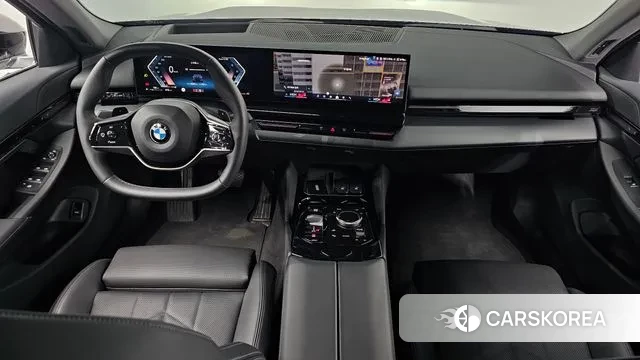 BMW 5 Series (G60) id 3599908 из Кореи 17