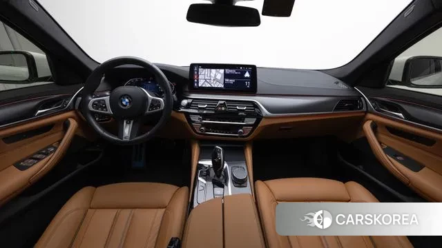 BMW 5 Series (G30) id 3776478 из Кореи 17