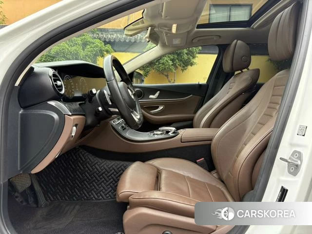 Mercedes-Benz E-class id 4241188 из Китая 13