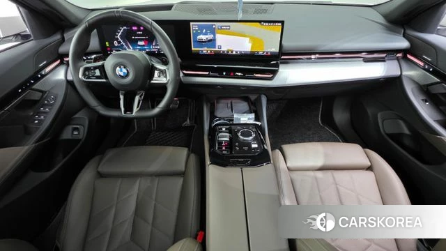 BMW 5 Series (G60) id 3831732 из Кореи 17