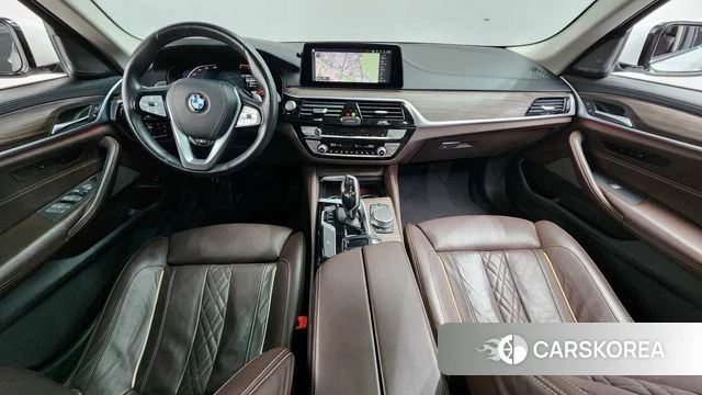 BMW 5 Series (G30) id 4179885 из Кореи 17