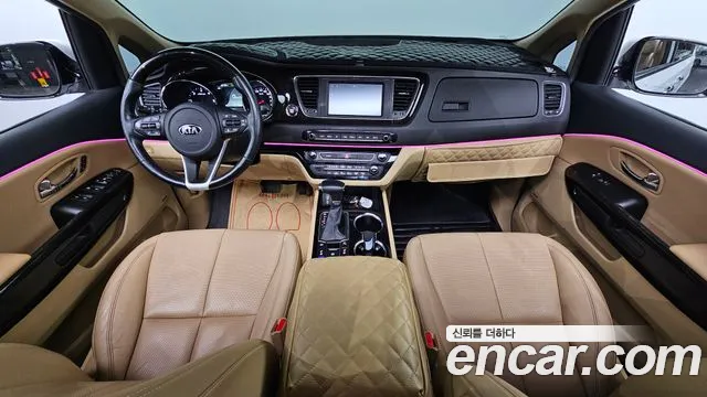 Kia The New Carnival id 2690679 из Кореи 17