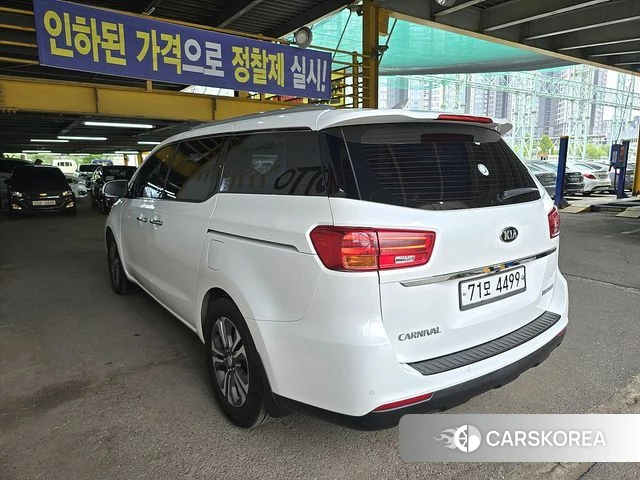 Kia The New Carnival id 4581484 из Кореи 17