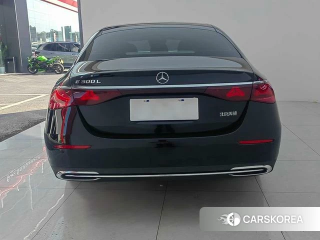 Mercedes-Benz E-class id 4276832 из Китая 18