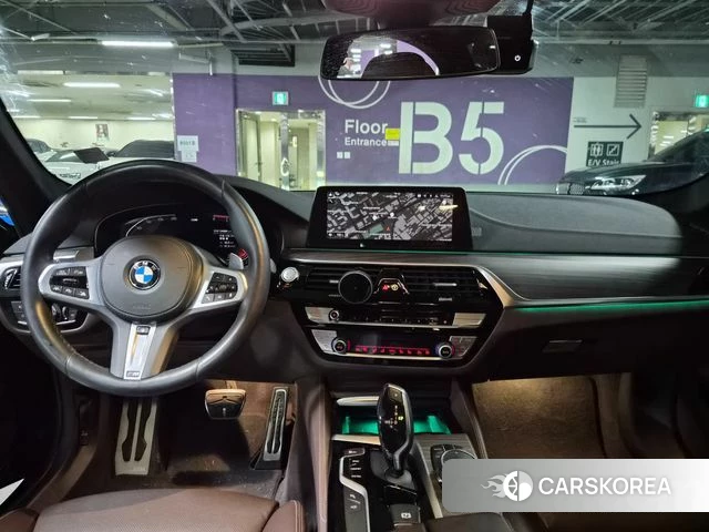 BMW 5 Series (G30) id 4937278 из Кореи 17