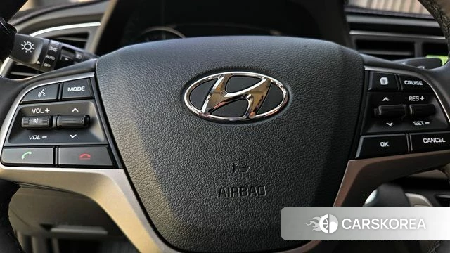 Hyundai Avante AD id 3856629 из Кореи 16