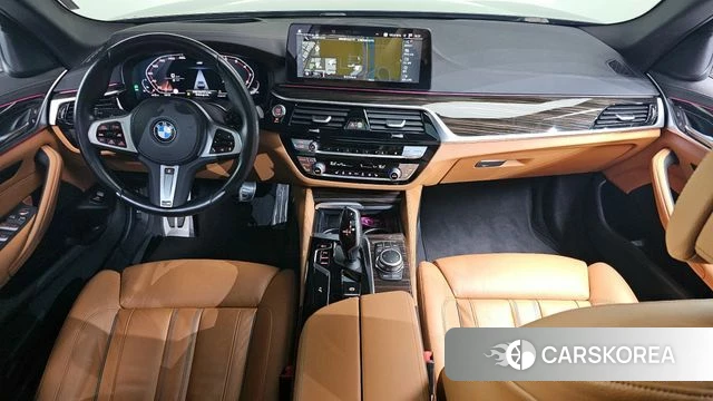 BMW 5 Series (G30) id 4282141 из Кореи 17