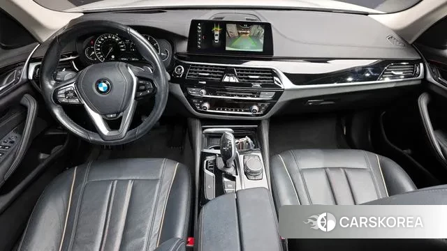 BMW 5 Series (G30) id 3357295 из Кореи 17