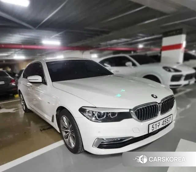 BMW 5 Series (G30) id 3669232 из Кореи 7