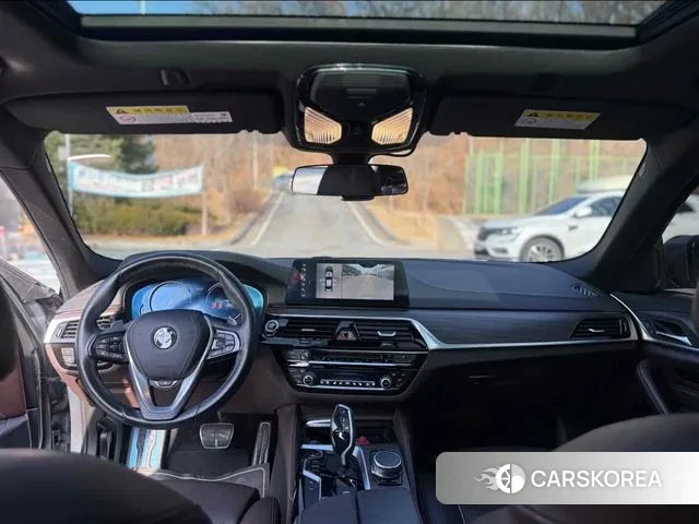 BMW 5 Series (G30) id 3779267 из Кореи 15