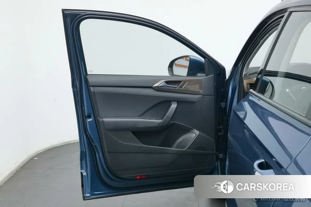 Volkswagen Tuyue id 4211224 из Китая 21