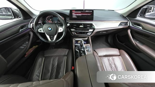 BMW 5 Series (G30) id 4727257 из Кореи 29